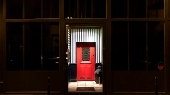 월드 바 TOP 50! Little Red Door