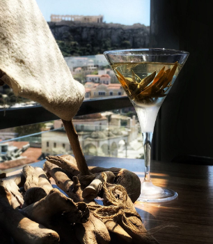 광장에서부터 아크로폴리스까지 한 눈에, A for Athens