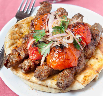 무려 100년? 현지인 맛집에서 케밥 맛보기, Bairaktaris
